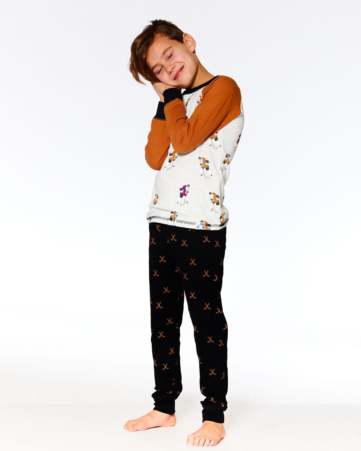 Organic Cotton Printed Hockey Players Two Piece Pajama Set Black-1